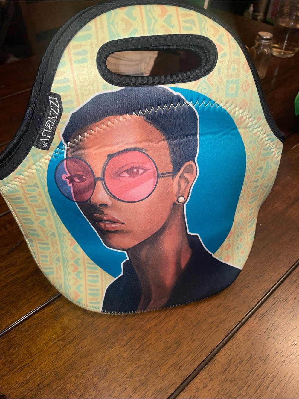Izzy & Liv Neoprene Lunch Tote with Portrait Graphic